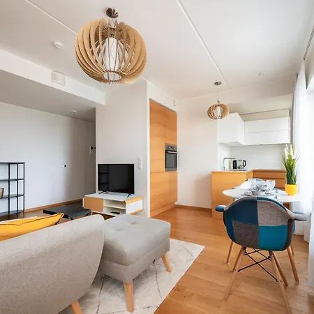 With Seaview דירה