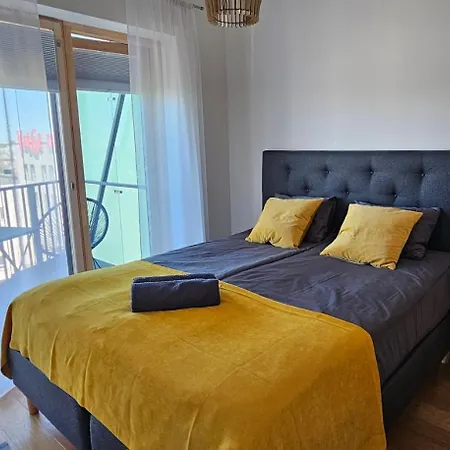 With Seaview דירה